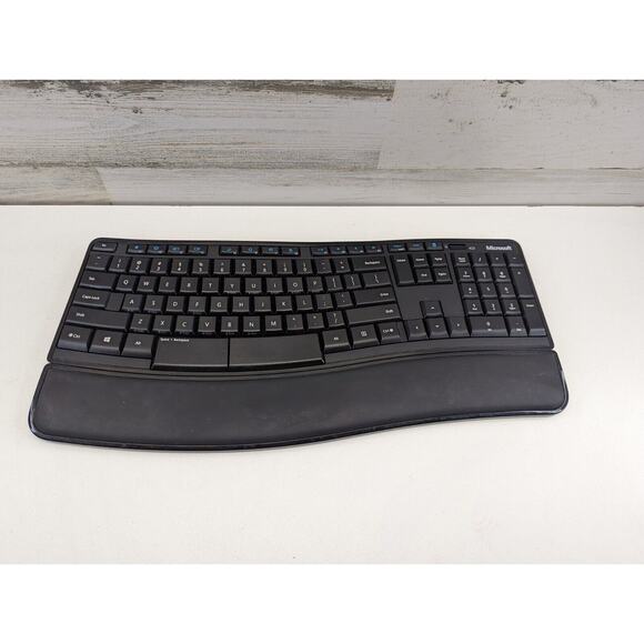 Microsoft Sculpt Comfort Wireless Keyboard With Wrist Rest KGR1173 No Dongle - Picture 1 of 5
